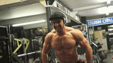 年会｜比中奖更重要的，是穿什么