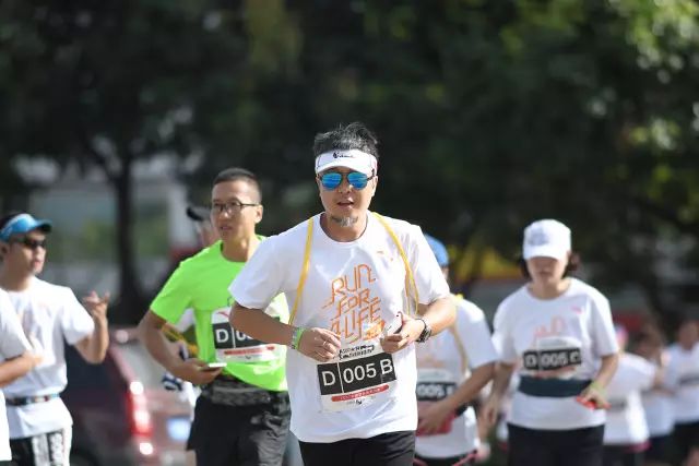 #跑嗨城市#，根本跑不停！