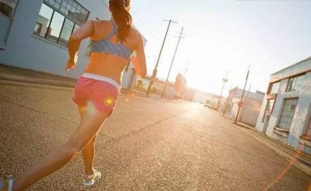 夏跑｜帮你解决汗水惹的那些囧事儿