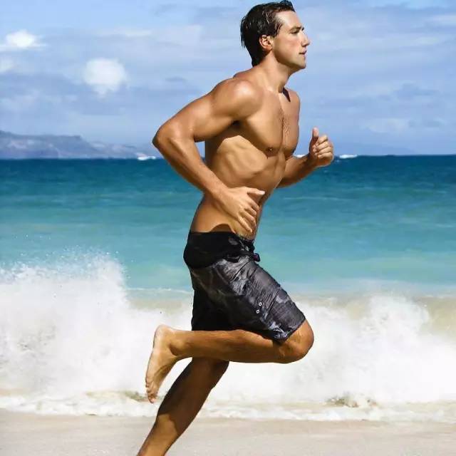 有一种性感 叫做跑者的夏天！