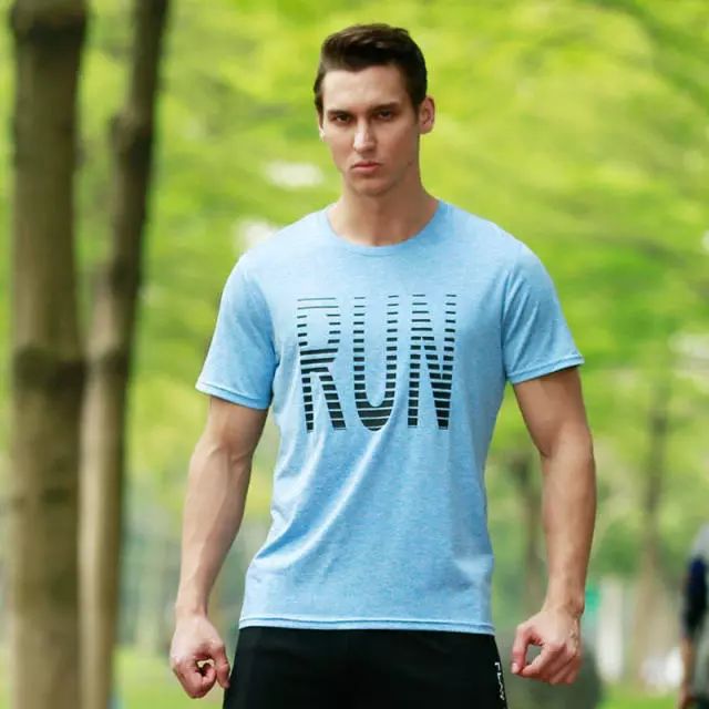 春季跑步，你还缺一件衣服！