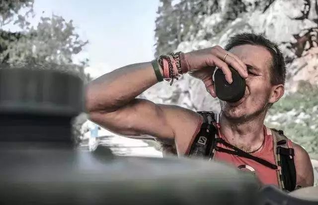 这6种饮料，会让跑步平添负担！