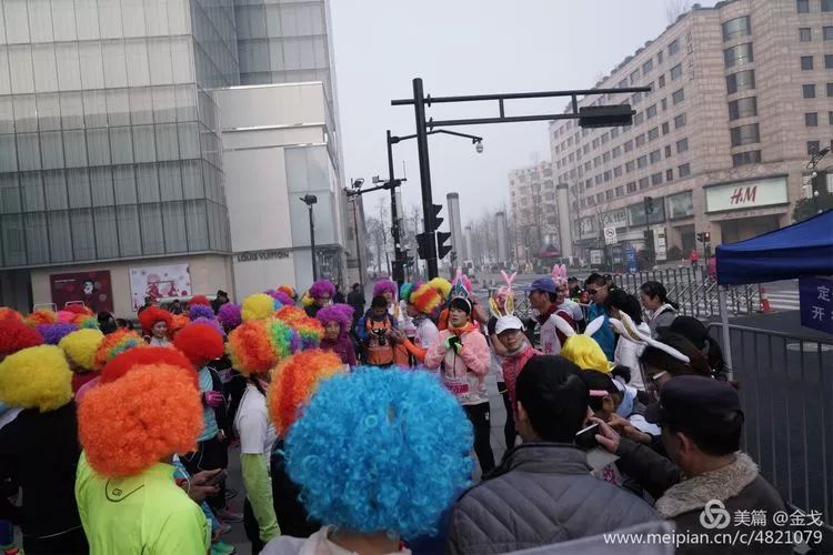 跑友分享｜一起炫彩奔跑一起情定玫瑰