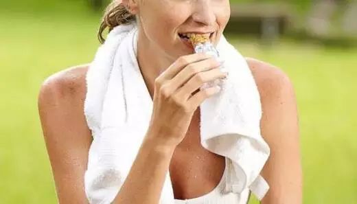 跑步能量食品发展史！你吃的那些跑步补给都是怎么来的？