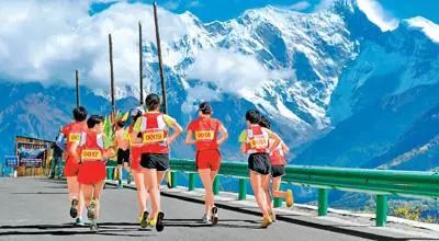 “跑马圈钱”：马拉松带动千亿产业！