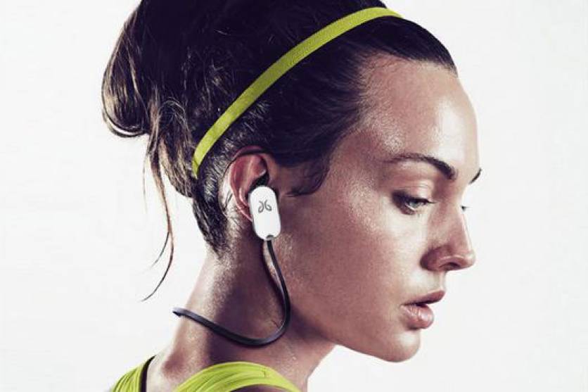 夏季跑步，汗水会惹事儿！