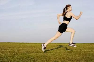 学好这三个跑步饮食原则，是比训练还重要的事！