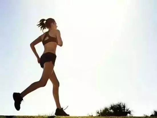 要减肥！快走和慢跑孰优孰劣？