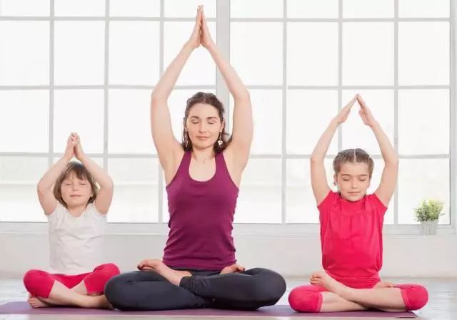 福利｜在家“摊尸”也健康？冬天运动就该这样做！