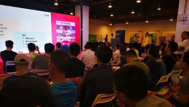 北京马拉松博览会-这里的红与北马更配哦！