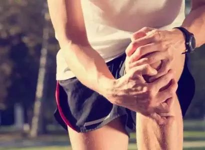 做到以下7点，跑步不伤膝！