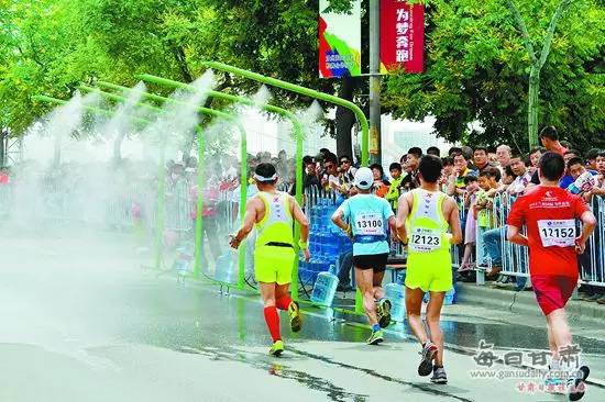 激情“兰马”涌动“中国红”