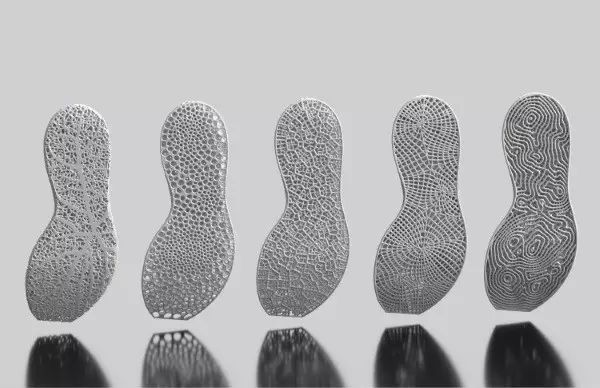 跑鞋那么贵，科技含量真有那么多吗？