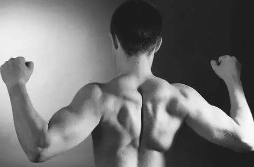 别吹自己体质好，做这9组动作试试！