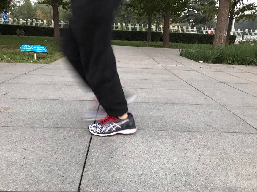 超实在的ASICS GEL-KAYANO 23上脚测评！ 这是一双“爽爆了”的跑鞋！