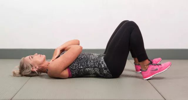 防治跑步损伤：每天做一点膝关节运动！