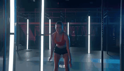 公司男神竟被200斤的她抱回家？究竟有什么不可告人的秘密？！