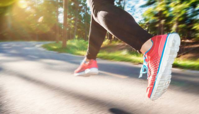 凭什么别人跑步轻盈，我却如此笨重