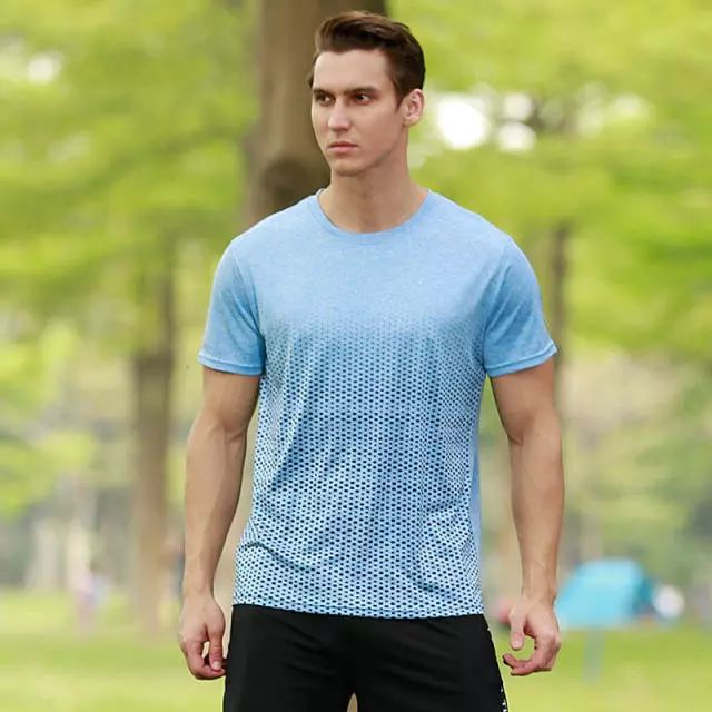 春季跑步，你还缺一件衣服！