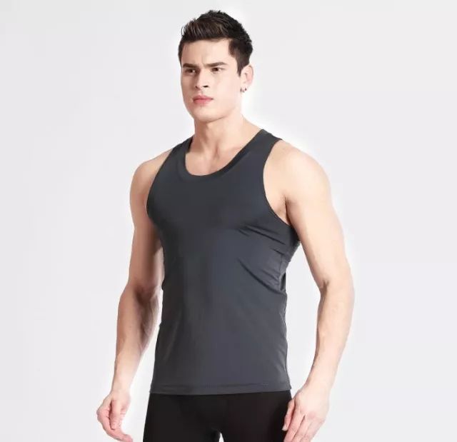 跑步上衣78起买，这个季节正用得到