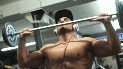 年会｜比中奖更重要的，是穿什么