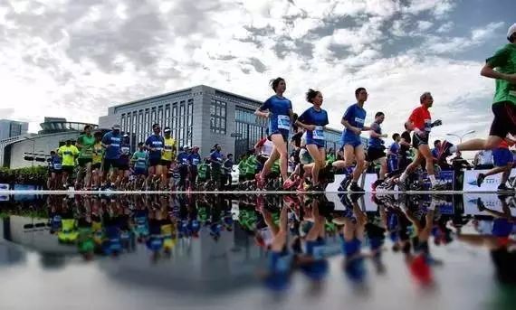 公告｜你敢跑马，跑步圣经就奖励！