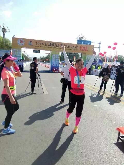跑友分享｜不平凡的九月，第二场马拉松――乌海国际半程马拉松