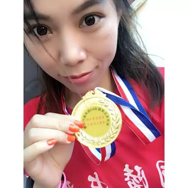 迎着阳光一起跑，来拿你的礼物吧！