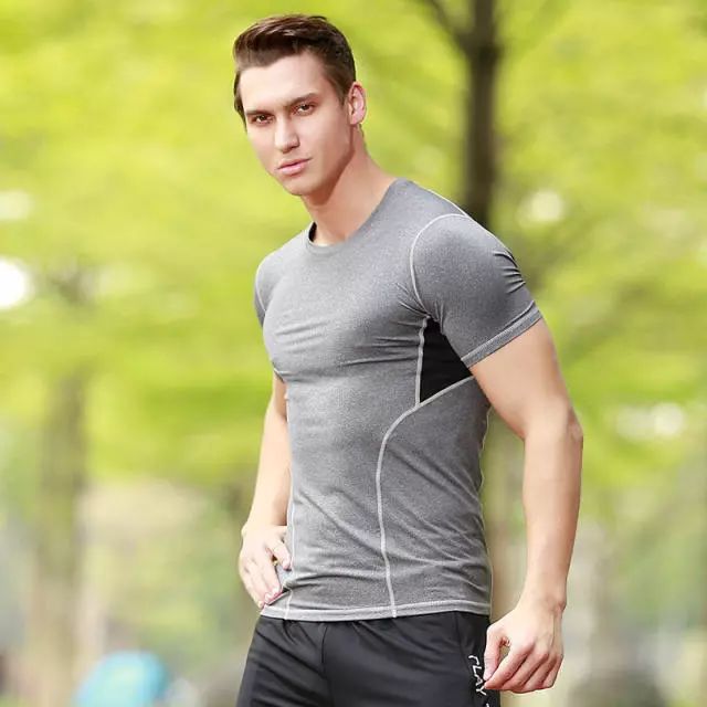 夏季跑步多注意，这些装备来帮你！