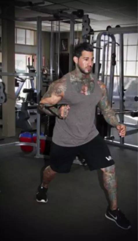 暴力美学，简单让你帅出侧腹肌！