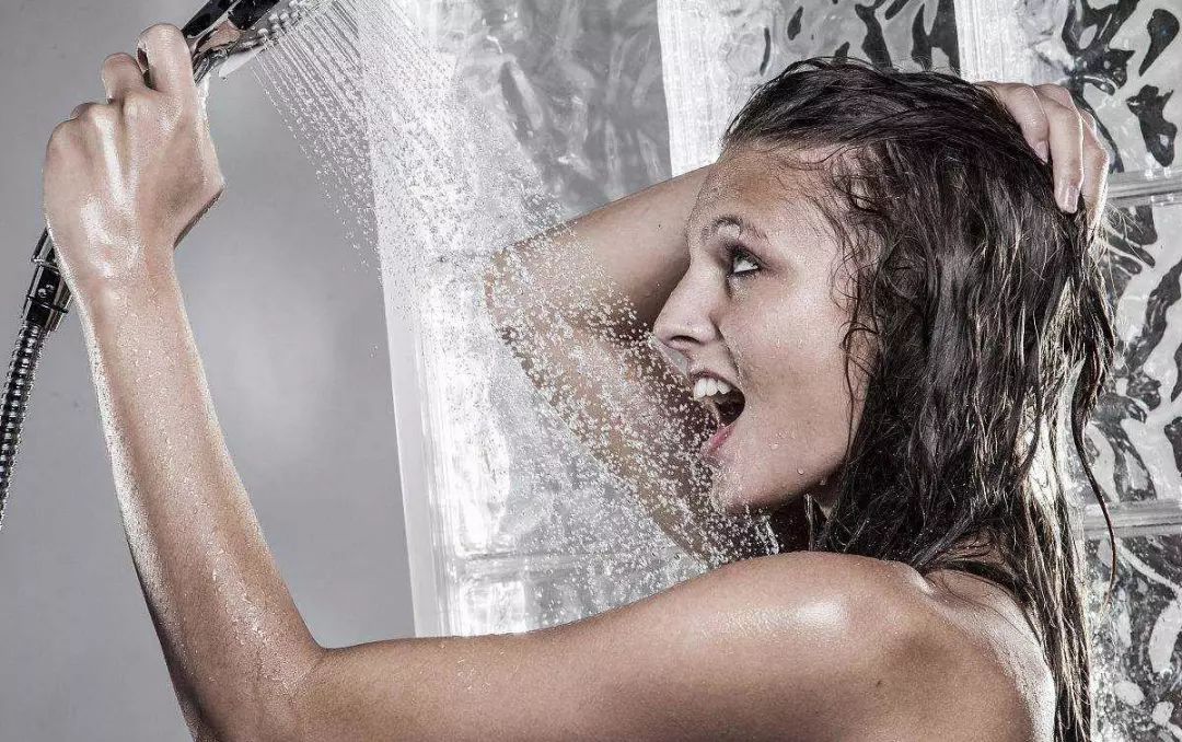 雨跑别有滋味，但更要注意装备！