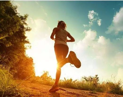 有一种生活叫跑步，优秀叫坚持