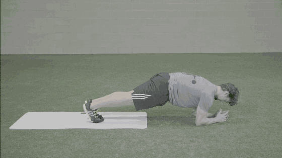 跑者必备的功能性训练｜5招教你练核心！