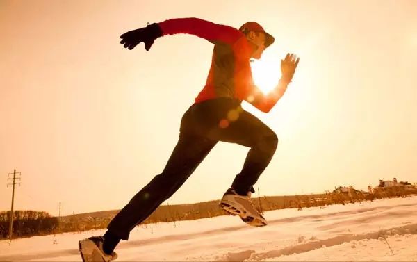 真正值得点赞的2种人：减肥成功&坚持跑步。