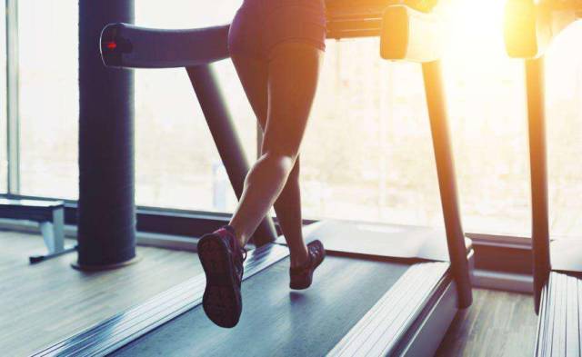 跑步嗓子干痛？你该这样改善！