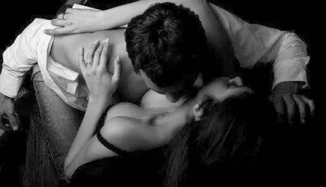 健身房撸铁&啪啪练腹肌｜你选哪个