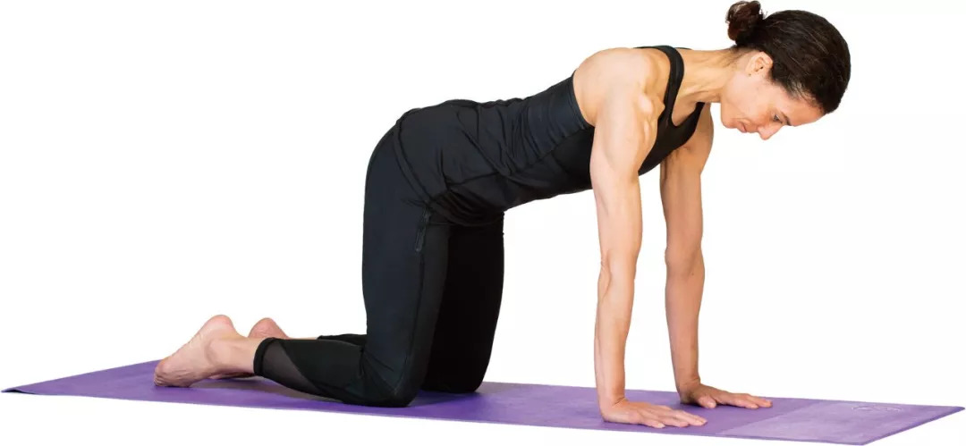 髋部太紧跑不快？每天5个体式帮你打开髋部