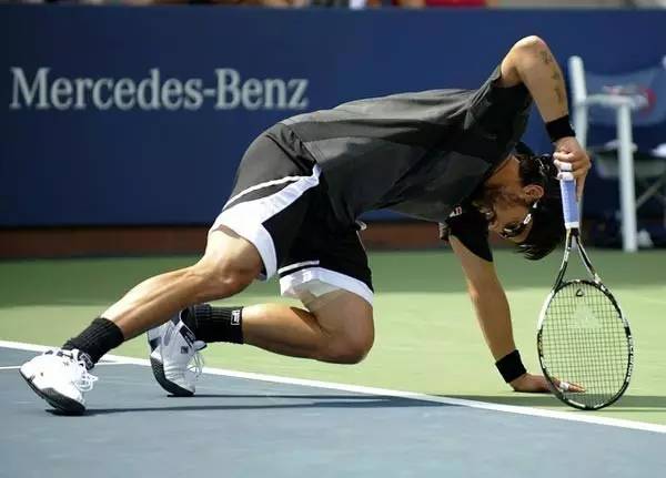 几种迹象表明你正处于跑步损伤的边缘！