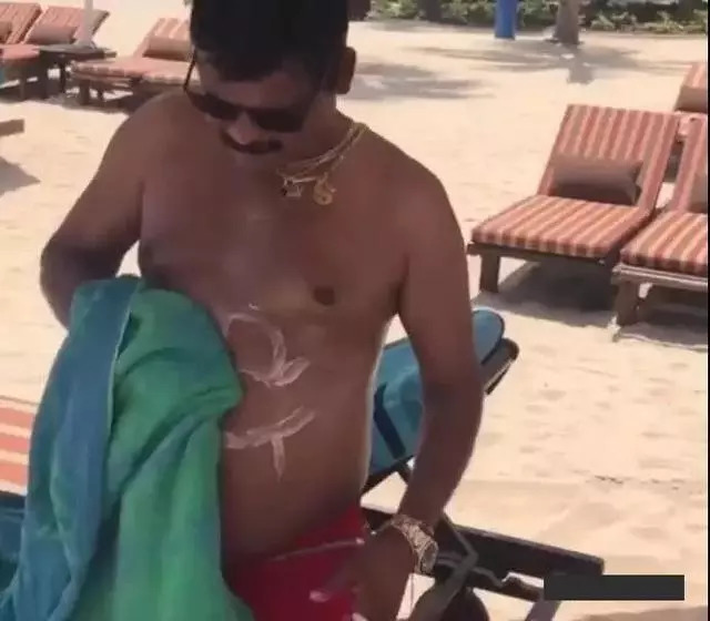 六块腹肌，半天连成！想要的速来！