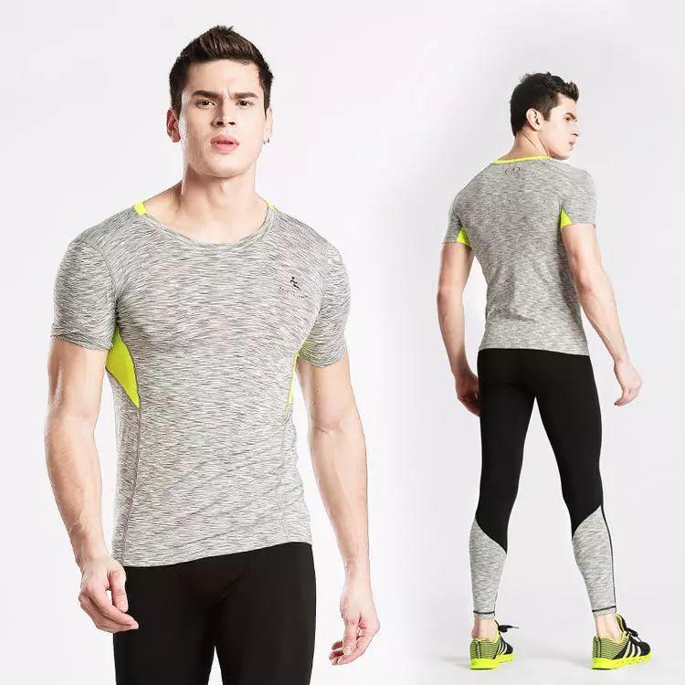 秋季跑步装备大全，只为，在寒风中坚持着的你！