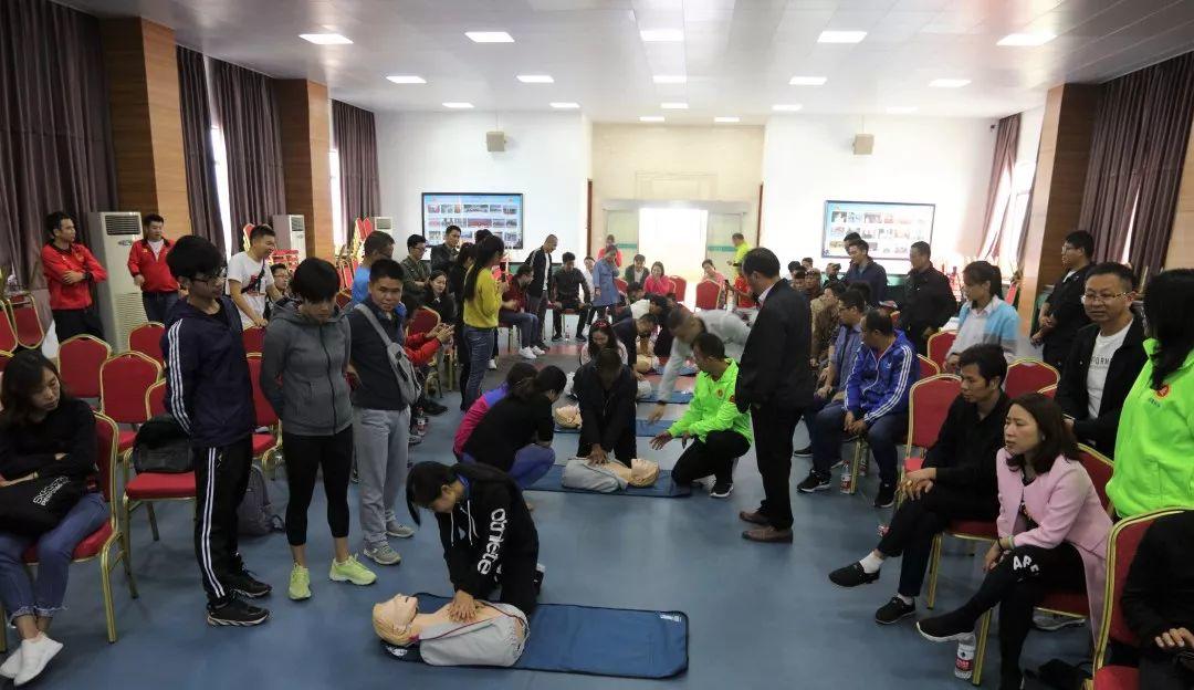 2018南昌马拉松首场公益急救训练营成功举办，助你在马拉松赛事上把握生命的每一分钟！