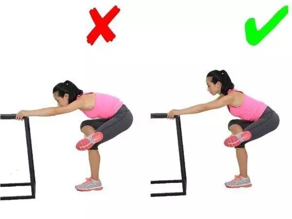 跑步拉伸易错题库｜99%的跑者跑后拉伸动作都错了！