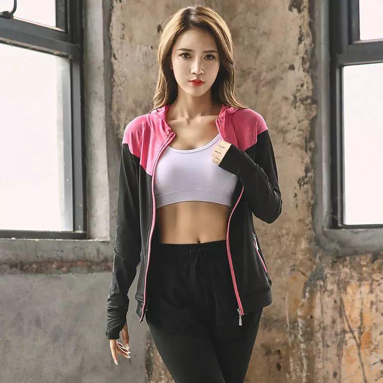 秋季跑步女款装备上新，运动风中的小性感！美到害羞！