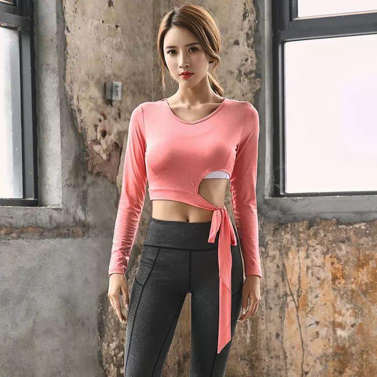 秋季跑步女款装备上新，运动风中的小性感！美到害羞！