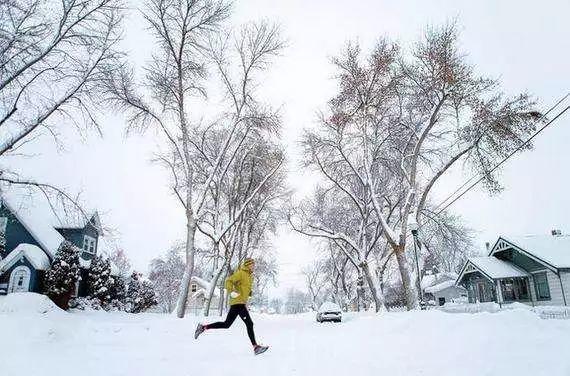冬季跑步，如何防止“肺入寒”？