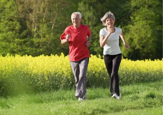 老年人到底适不适合跑步？