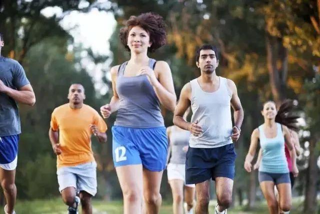 跑步3年以上的人，和同龄人有什么不一样？