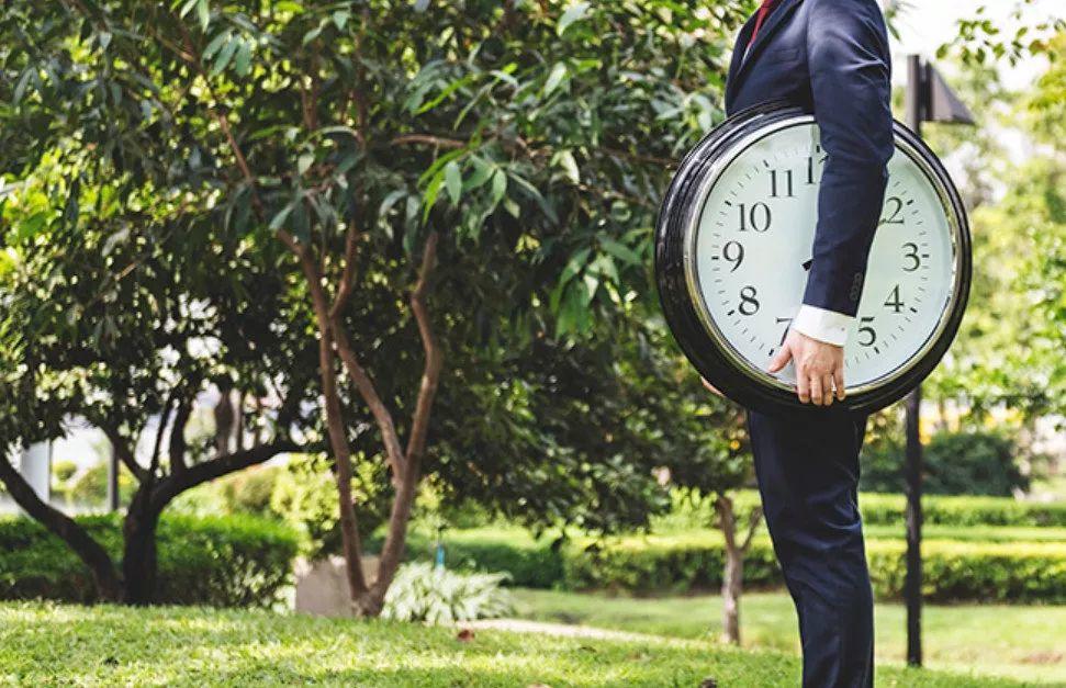 研究表明：经常迟到的人更长寿、更健康！你同意吗？