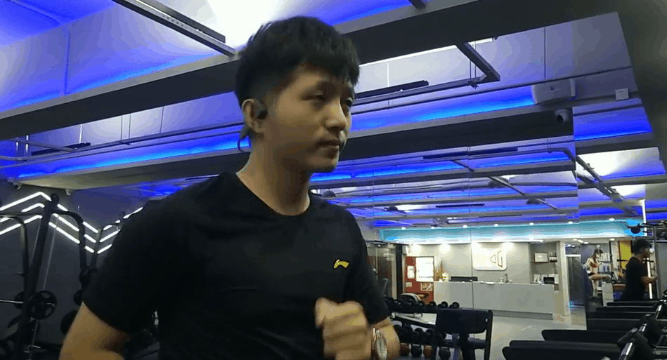 ​第一批 90 后，已经开始担心「耳聋」了！