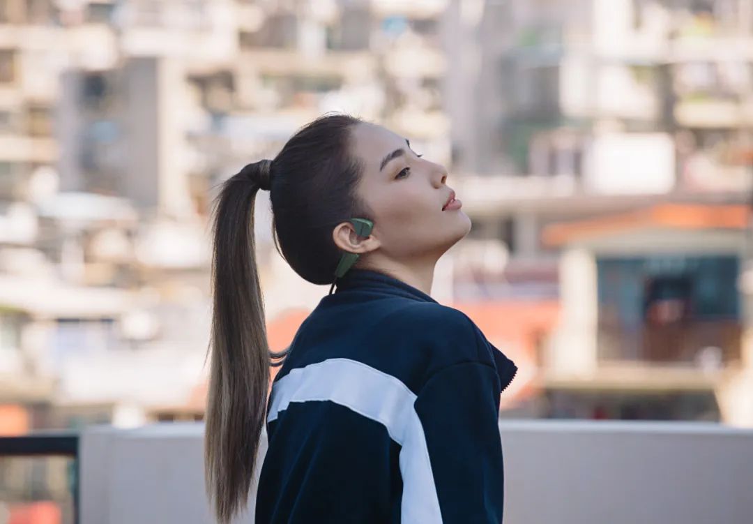 ​第一批 90 后，已经开始担心「耳聋」了！